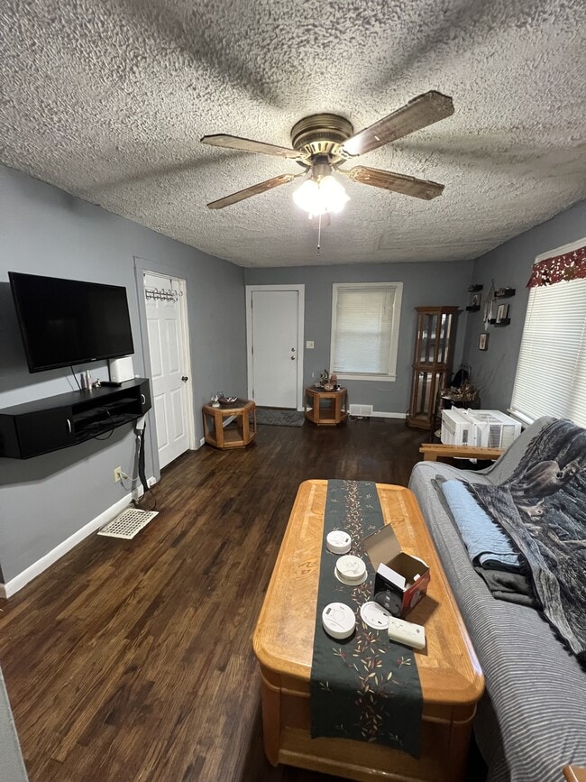 property at 1223 Bensch St