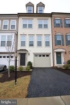 13203 Getty Ln in Clarksburg, MD - Building Photo