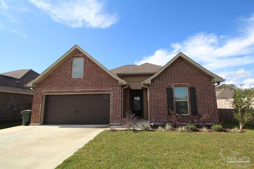 8809 Bellawood Cir in Pensacola, FL - Building Photo