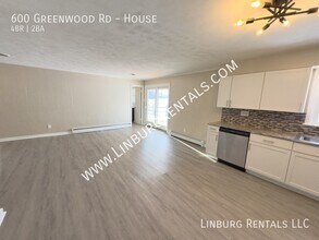 600 Greenwood Rd in York, PA - Building Photo - Building Photo