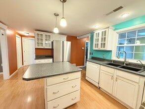 1128 Colton Ave in Bloomington, IL - Building Photo - Building Photo