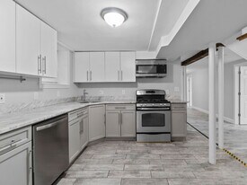 98 Elm St, Unit 1 in Somerville, MA - Building Photo