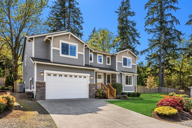 property at 9165 Burlingame Ct NE