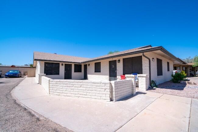 property at 4519 E Contessa St