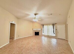 8514 Spotslyvania Ln in Houston, TX - Building Photo - Building Photo