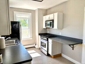 25 Westfield Ave in Bridgeport, CT - Building Photo - Building Photo