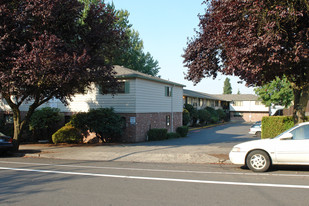 Creston Park Apartments