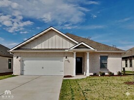 15697 Ruthie Lynn Dr in Athens, AL - Building Photo