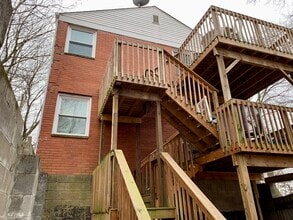202 William St, Unit 1st in Pittsburgh, PA - Building Photo - Building Photo