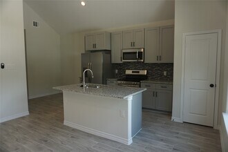 9761 Black Gum in Willis, TX - Building Photo - Building Photo