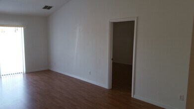 133 Stewart Lake Loop in Groveland, FL - Building Photo - Building Photo