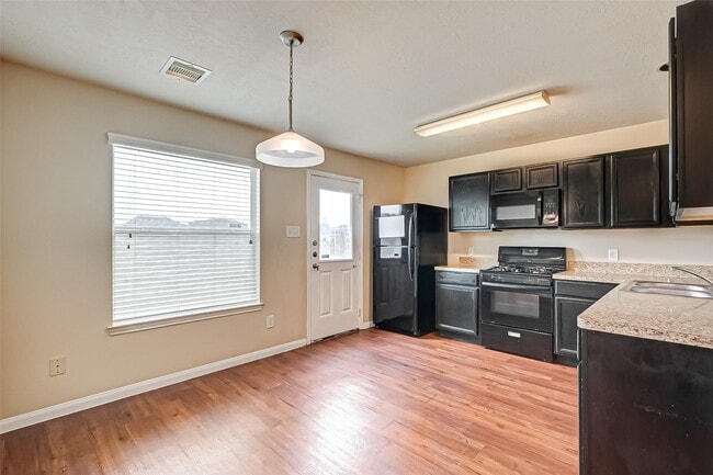 property at 838 Darbydale Crossing Ln