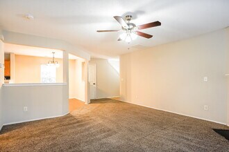 936 Mailwood Dr in Knightdale, NC - Building Photo - Building Photo