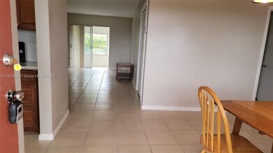 4731 NW 10th Ct in Plantation, FL - Foto de edificio - Building Photo