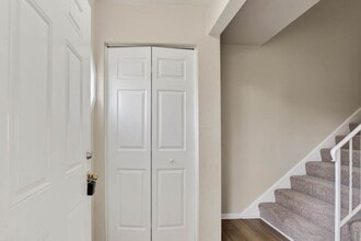 620 Red Horse Ln in Virginia Beach, VA - Building Photo - Building Photo