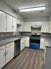 1418 2nd Ave N in Texas City, TX - Building Photo - Building Photo