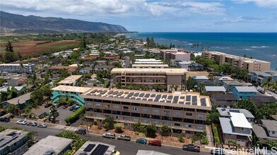 68-090-90 Au St in Waialua, HI - Building Photo - Building Photo