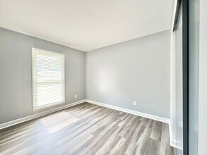 2896 Glen Hollow Rd in Greensboro, NC - Building Photo - Building Photo