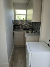4500 SW 62nd Ave, Unit CORAL LAKE in Miami, FL - Foto de edificio - Building Photo