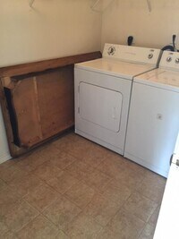 104 Kentucky St photo'