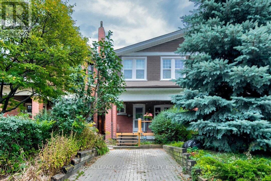 125 Glenholme Ave in Toronto, ON - Building Photo