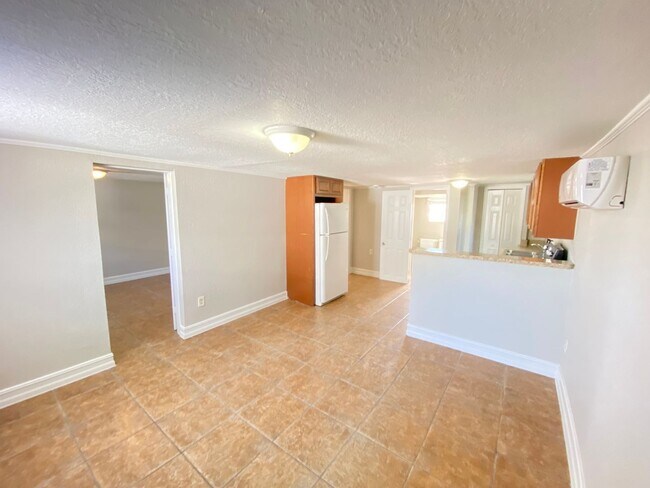 812 W Livingston St, Unit B in Orlando, FL - Foto de edificio - Building Photo