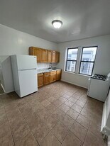 28 Elmwood Ave, Unit 2 Apartamentos