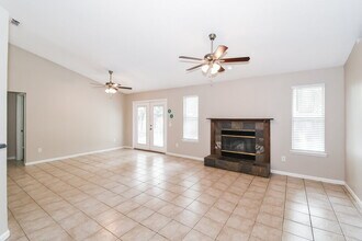 8522 Sugartree Dr in Jacksonville, FL - Building Photo - Building Photo