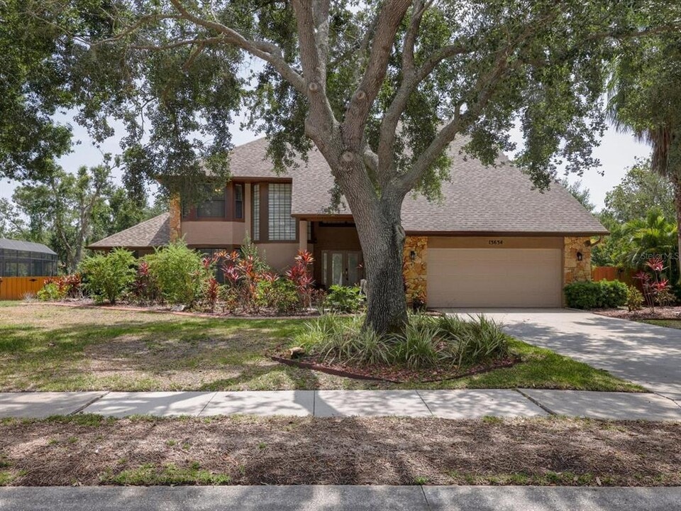 13634 2nd Ave NE in Bradenton, FL - Building Photo