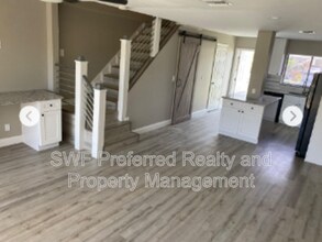 4318 SE 5th Ave in Cape Coral, FL - Building Photo - Building Photo