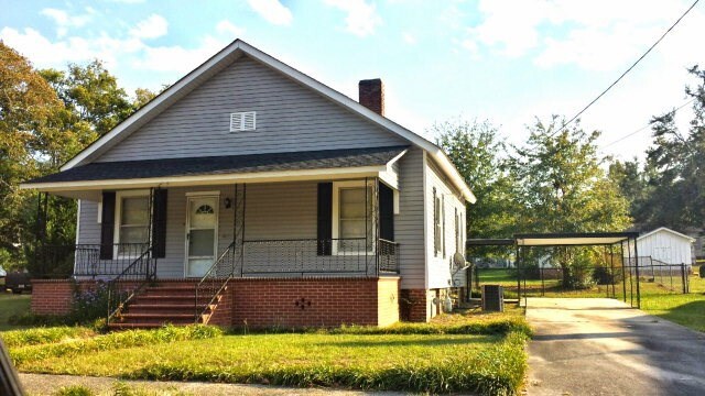 property at 1044 Aiken Blvd