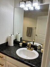 3740 Santa Rosalia Dr, Unit 319 in Los Angeles, CA - Building Photo - Building Photo