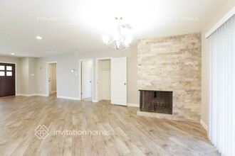 6827 S Willow Dr in Tempe, AZ - Building Photo - Building Photo