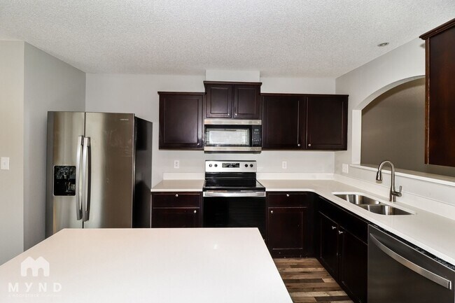 4595 Orange Tulip Dr in Memphis, TN - Building Photo - Building Photo