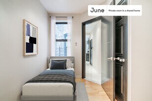 Room in Shared 4 bed/2 bath home in New York, NY - Building Photo