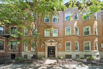 5437-5447 S Harper Ave in Chicago, IL - Foto de edificio - Primary Photo