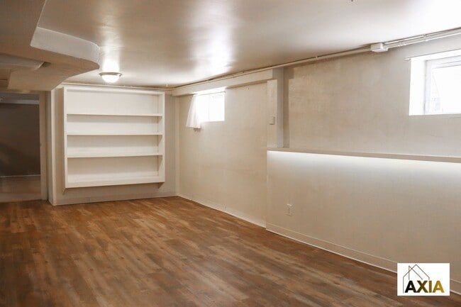 property at 747 S Downing St