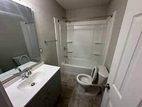 107 Hope Dr in Central, SC - Building Photo - Building Photo