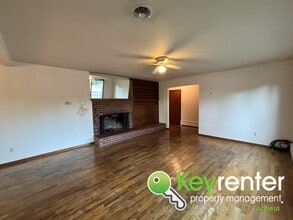 3601 N 11th St in Tacoma, WA - Building Photo - Building Photo