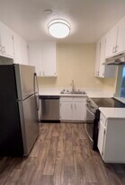 Comanche Hills in La Mesa, CA - Building Photo