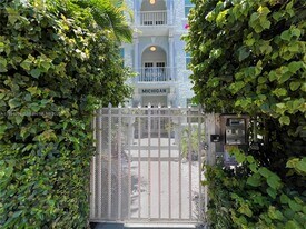 1618 Michigan Ave in Miami Beach, FL - Building Photo