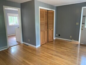 33 Hartwell Ave, Unit Apartmemt in Littleton, MA - Building Photo - Building Photo