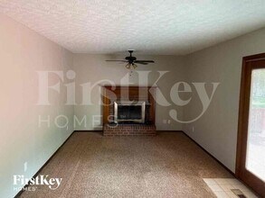 12038 Woodstock Ave in Pickerington, OH - Building Photo - Building Photo