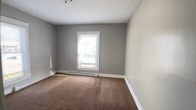 111 S Dicks St in Muncie, IN - Building Photo - Building Photo