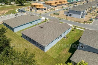 3078 Country Side Dr in Apopka, FL - Building Photo - Building Photo