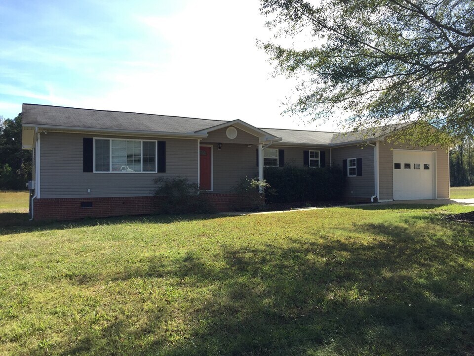 125 Mitchell Rd in Oxford, AL - Building Photo