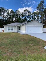 71 Raemoor Dr in Palm Coast, FL - Building Photo