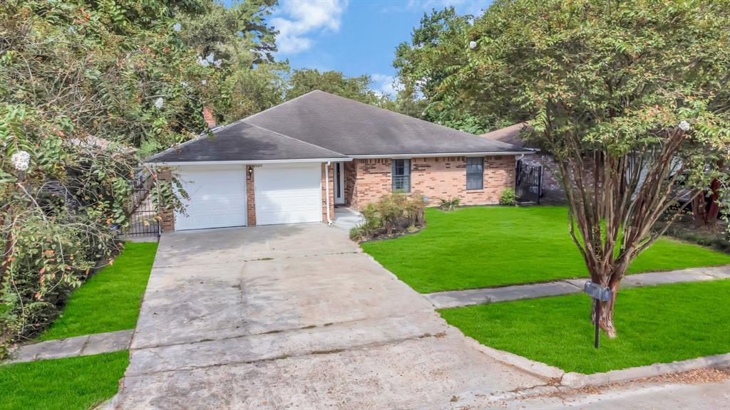 20215 Fox Haven Ln in Humble, TX - Building Photo