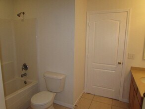 1623 Oak Ave in Lehigh Acres, FL - Building Photo - Building Photo