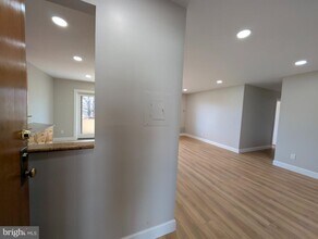 6431 Richmond Hwy in Alexandria, VA - Building Photo - Building Photo